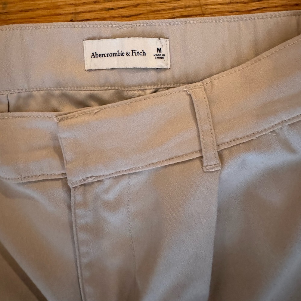 Abercrombie trousers size medium